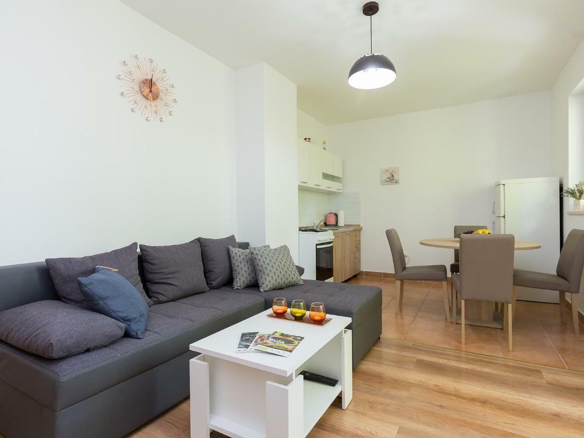 Apartment Lory'S Place Pula Luaran gambar