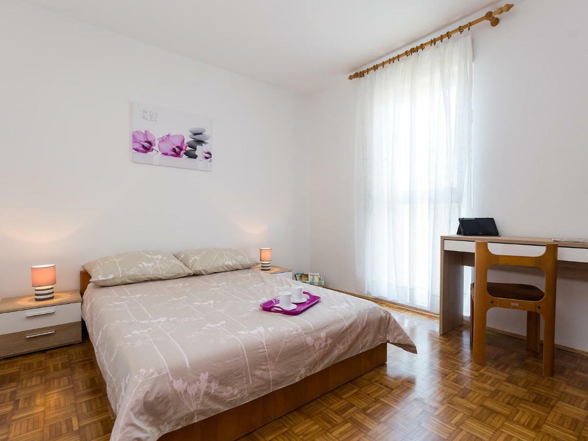 Apartment Lory'S Place Pula Luaran gambar